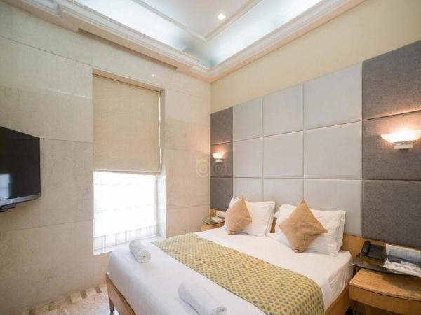Regent Hotel : photo 4 de la chambre chambre lit king-size deluxe