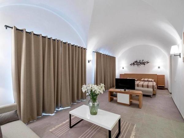 Les Orangers Garden Villas and Bungalows Ultra All inclusive : photo 3 de la chambre chambre double deluxe avec balcon