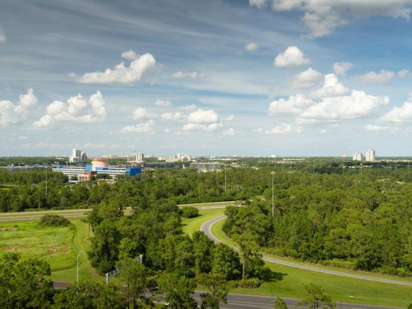 JW Marriott Orlando Bonnet Creek Resort & Spa : photo 3 de la chambre chambre 1 lit king-size - vue sur disney springs