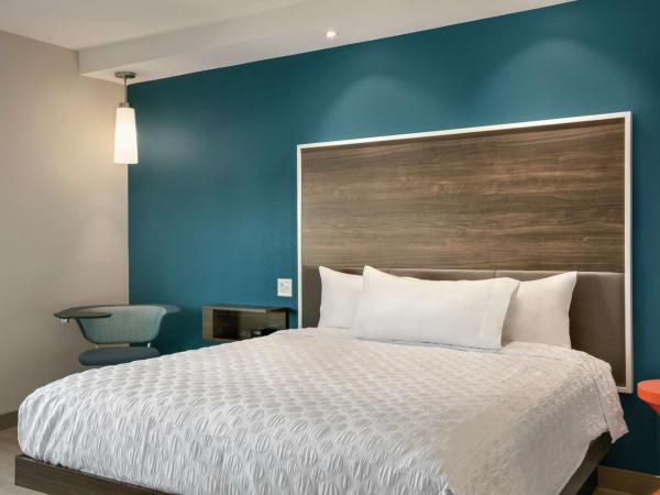 Tru By Hilton Charlotte Ayrsley : photo 3 de la chambre chambre lit king-size - pour personnes malentendantes