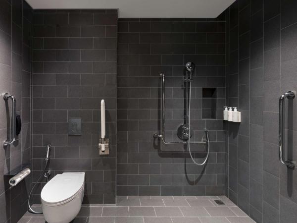 Hilton Garden Inn Bengaluru Embassy Manyata Business Park : photo 4 de la chambre chambre lit king-size - accessible aux personnes à mobilité réduite