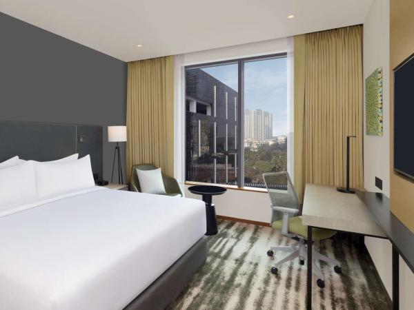 Hilton Garden Inn Bengaluru Embassy Manyata Business Park : photo 3 de la chambre deluxe king suite with one-way airport transfer