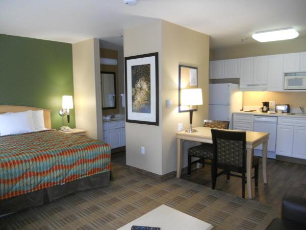 Extended Stay America Suites - Orlando - Lake Buena Vista : photo 9 de la chambre studio lit king-size deluxe – non-fumeurs