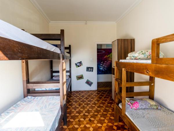 Hostel Capivara's Lounge Bar : photo 4 de la chambre lit superposé dans dortoir mixte