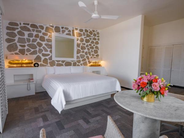 Las Brisas Acapulco : photo 2 de la chambre petite maison avec piscine privée et lit king-size