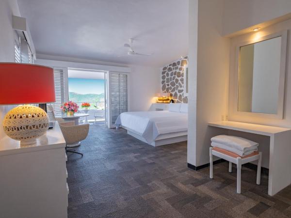 Las Brisas Acapulco : photo 6 de la chambre petite maison avec piscine privée et lit king-size
