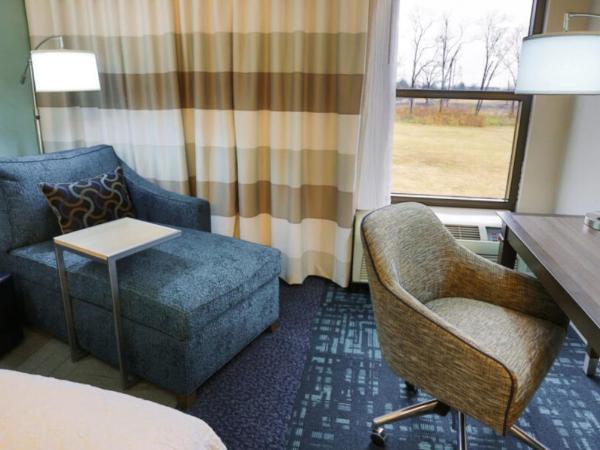 Hampton Inn & Suites Nashville-Airport : photo 1 de la chambre suite 1 chambre avec 2 lits queen-size - non-fumeurs