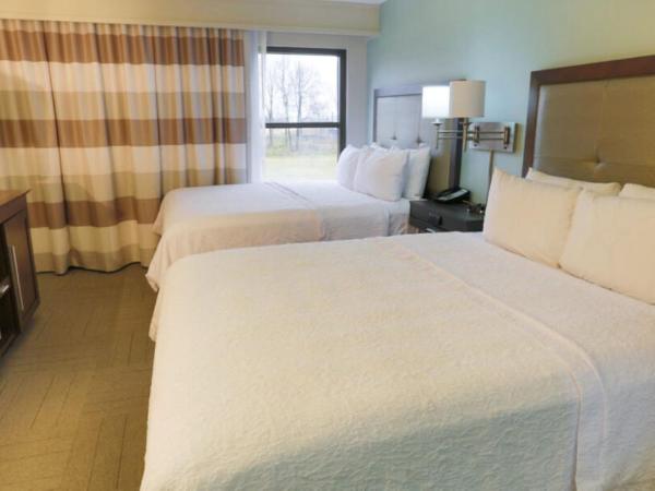 Hampton Inn & Suites Nashville-Airport : photo 3 de la chambre chambre avec 2 lits queen-size - non-fumeurs