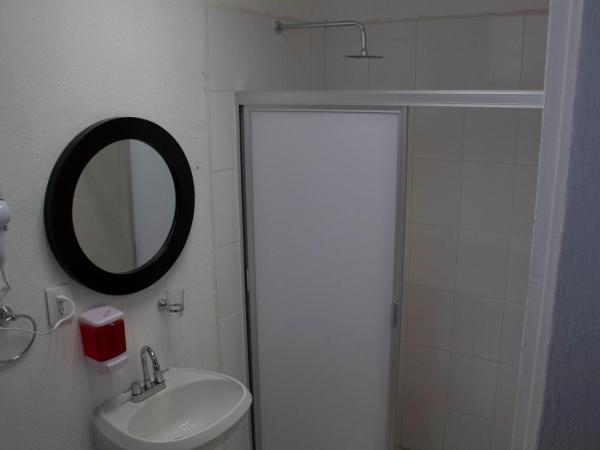 Casa Salazar Guadalajara : photo 7 de la chambre chambre double