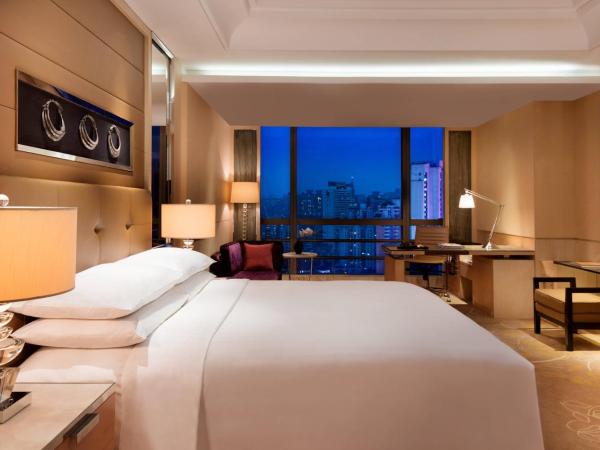 Guangzhou Marriott Hotel Tianhe : photo 2 de la chambre chambre lit king-size exécutive - 2 petits-déjeuners maximum