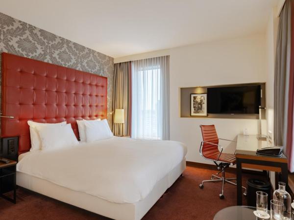 Crowne Plaza Amsterdam - South, an IHG Hotel : photo 5 de la chambre chambre standard d'angle lit king-size