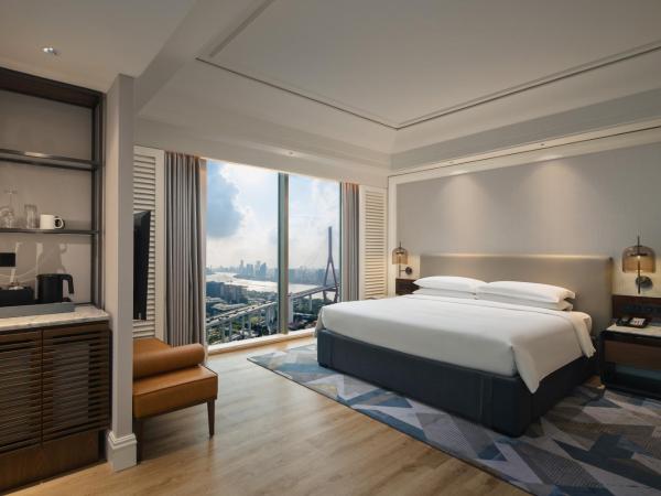 Sheraton Shanghai Pudong Riverside : photo 3 de la chambre premium king room with river view 