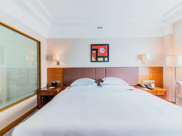 Crowne Plaza City Center Ningbo, an IHG Hotel - Near Ningbo Railway Station : photo 3 de la chambre suite lit king-size deluxe - non-fumeurs