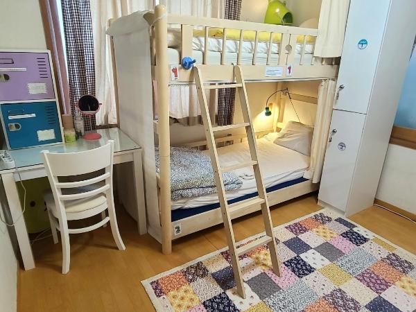 Appletree Guesthouse : photo 10 de la chambre dortoir pour femmes 4 lits