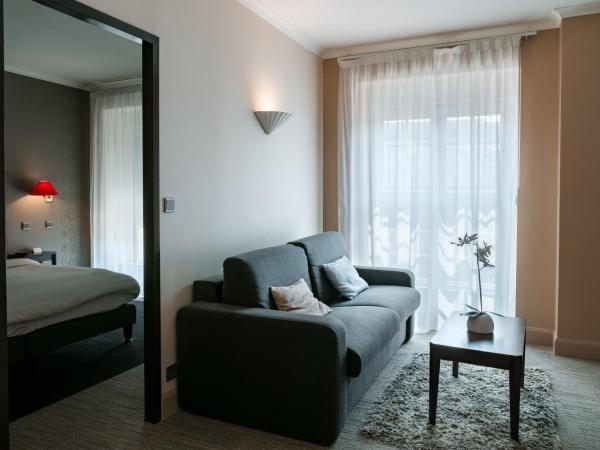 Best Western Poitiers Centre Le Grand Hôtel : photo 4 de la chambre suite lit king-size avec canapé-lit - non-fumeurs