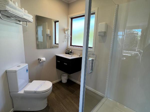 Quality Inn Acapulco Taupo : photo 8 de la chambre hébergement 2 chambres avec spa