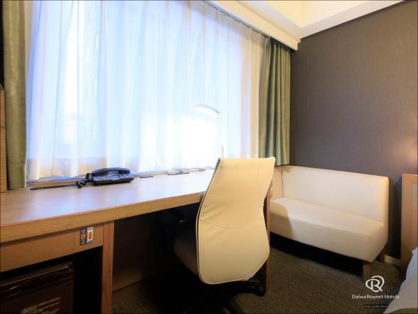 Daiwa Roynet Hotel Kyoto Shijo Karasuma : photo 3 de la chambre chambre lits jumeaux hollywood - non-fumeurs