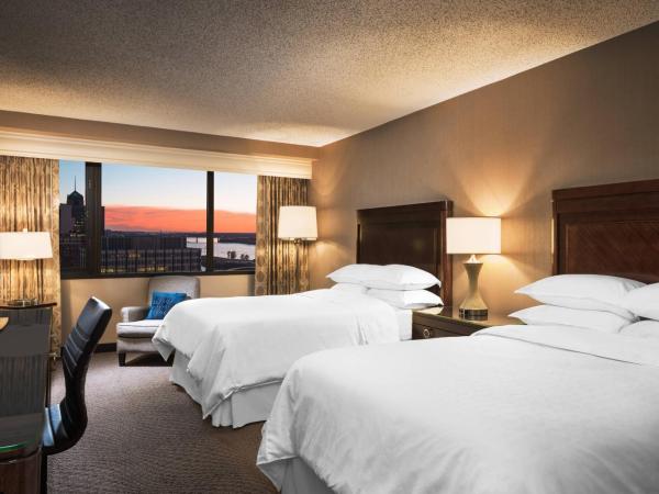 Sheraton Memphis Downtown Hotel : photo 1 de la chambre chambre double traditionnelle avec 2 lits doubles