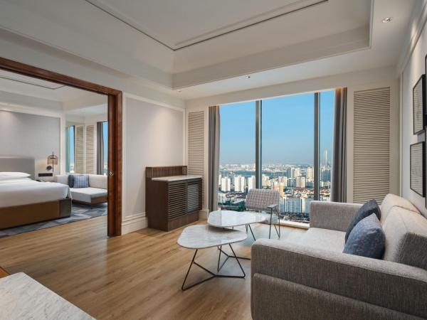 Sheraton Shanghai Pudong Riverside : photo 7 de la chambre premium king suite - concierge lounge access