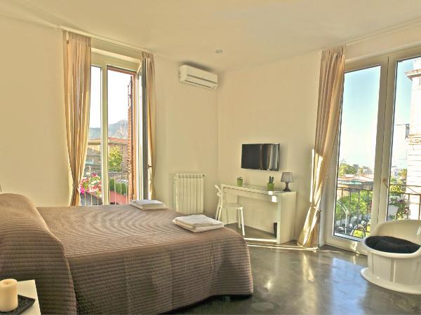 Palermo Rooms : photo 6 de la chambre suite avec balcon
