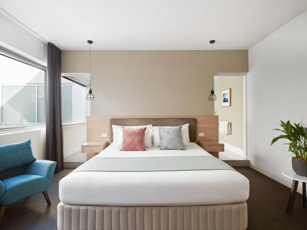 Saint Kilda Beach Hotel - formerly Rydges St Kilda : photo 3 de la chambre suite spa de première catégorie