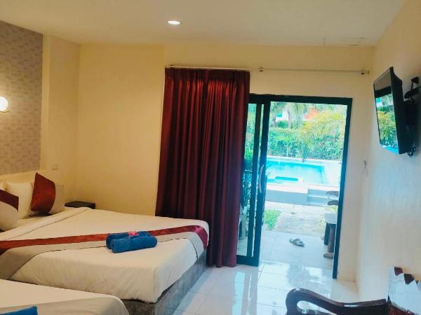 Andawa Lanta Resort : photo 9 de la chambre chambre triple - vue sur la piscine