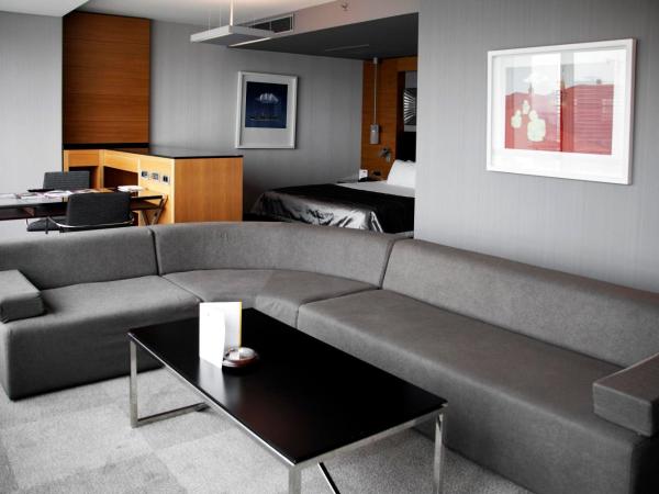 Point Hotel Barbaros : photo 10 de la chambre suite junior exécutive - accès au salon exécutif