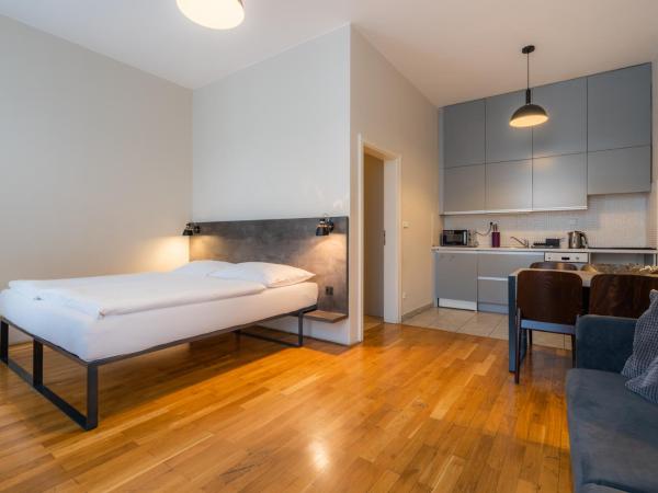 EA ApartHotel Melantrich : photo 2 de la chambre appartement - 6 personnes