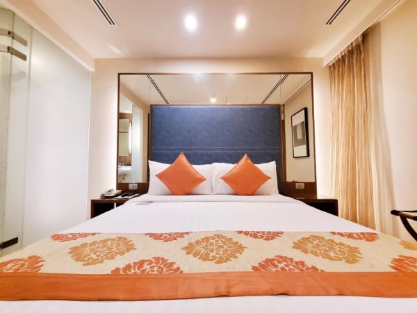 On 8 Sukhumvit Nana Bangkok by Compass Hospitality : photo 2 de la chambre chambre lit king-size deluxe amber 