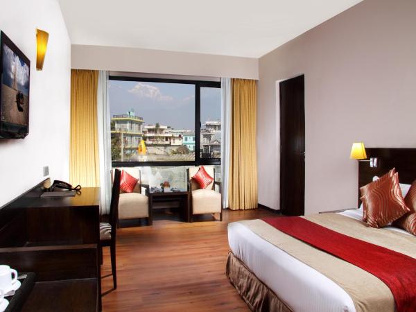 Hotel Pokhara Grande : photo 3 de la chambre suite présidentielle