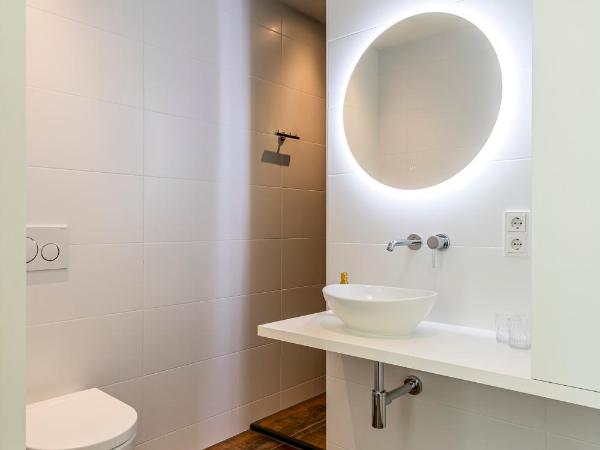 B&B Gracht 62 : photo 8 de la chambre suite deluxe avec lit king-size