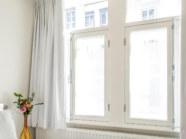 B&B Gracht 62 : photo 3 de la chambre suite deluxe avec lit king-size