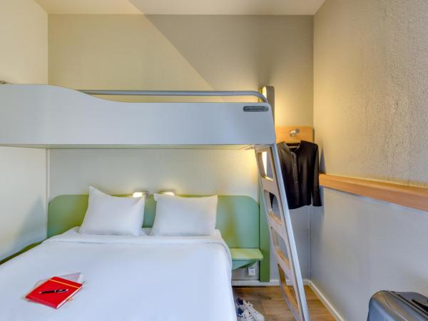 ibis budget Hotel Luzern City : photo 8 de la chambre chambre triple