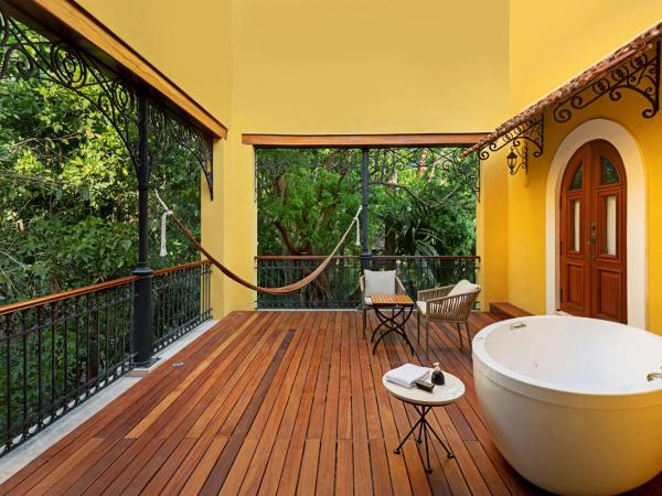 Hacienda Xcanatun, Angsana Heritage Collection : photo 1 de la chambre suite gouverneur sayab - lit king-size