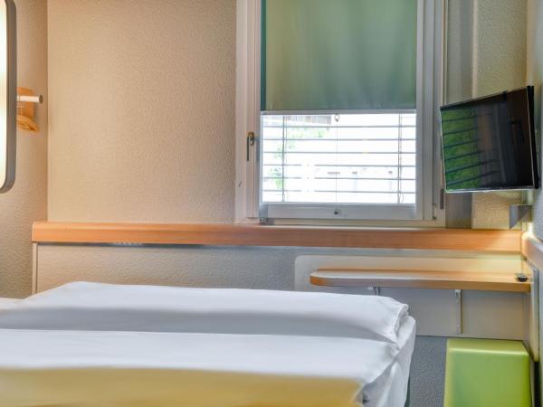 ibis budget Hotel Luzern City : photo 8 de la chambre chambre lits jumeaux standard