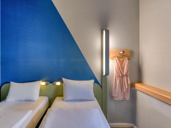 ibis budget Hotel Luzern City : photo 6 de la chambre chambre lits jumeaux standard