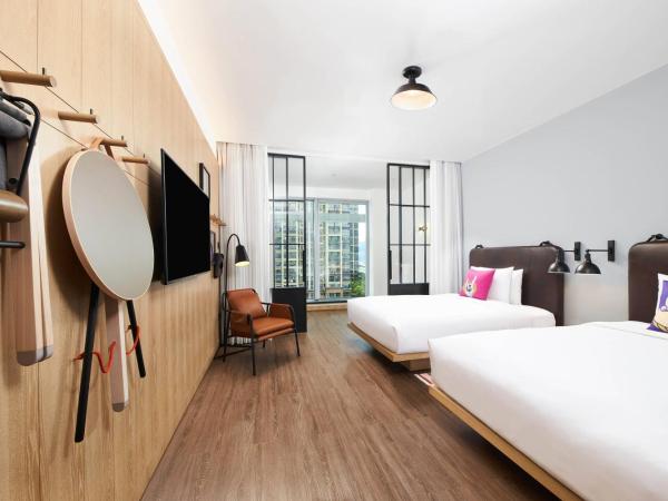Moxy Shenzhen North Station : photo 7 de la chambre selected twin room with city view