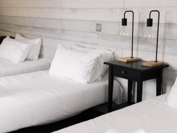 Diu Biban : photo 7 de la chambre chambre triple avec terrasse