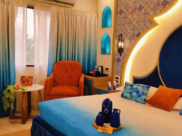 Hotel Sarang Palace - Boutique Stays : photo 4 de la chambre luxurious moroccan theme room with panoramic city view and designer bed