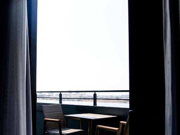 Best Western Premier Karsiyaka Convention & Spa Hotel : photo 7 de la chambre suite lit king-size premier - vue panoramique