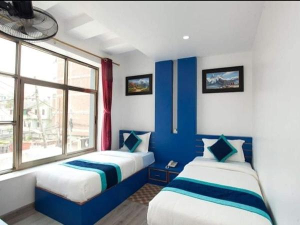 Three Brothers Apartment and Hotel : photo 3 de la chambre chambre lits jumeaux deluxe