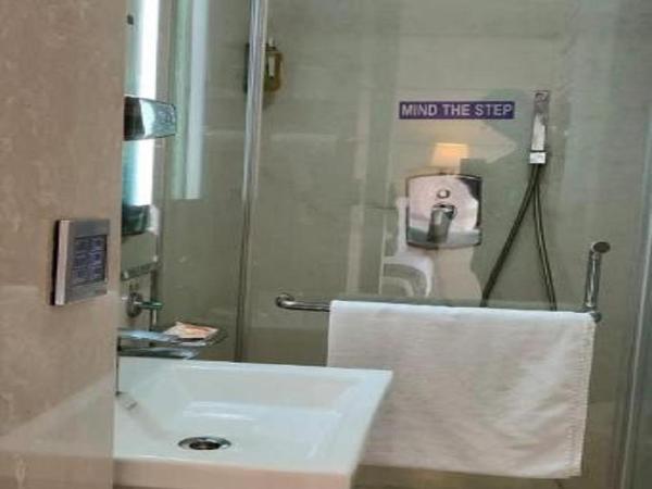 Residency Hotel Fort : photo 5 de la chambre chambre double standard