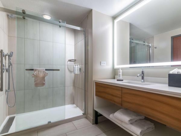 Embassy Suites by Hilton Albuquerque : photo 6 de la chambre suite lit king-size – non-fumeurs