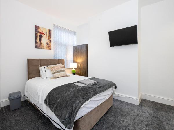 M6 Guest House : photo 3 de la chambre chambre double avec salle de bains commune