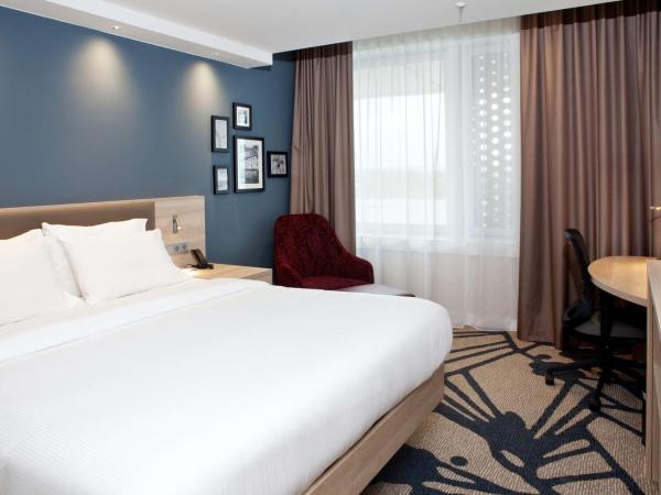 Hampton By Hilton Munich City Center East : photo 2 de la chambre chambre lit king-size