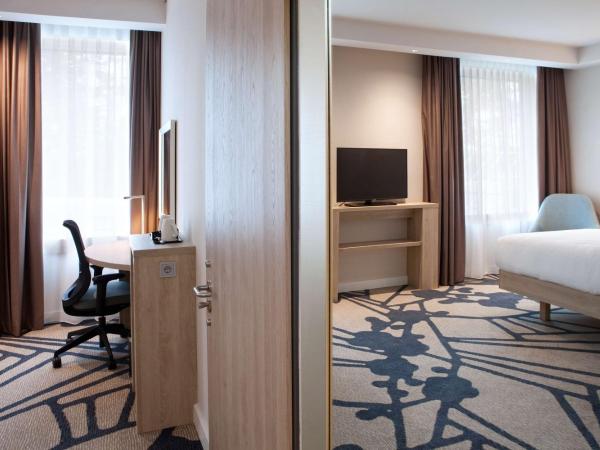 Hampton By Hilton Munich City Center East : photo 3 de la chambre chambre lit queen-size - pour personnes à mobilité réduite