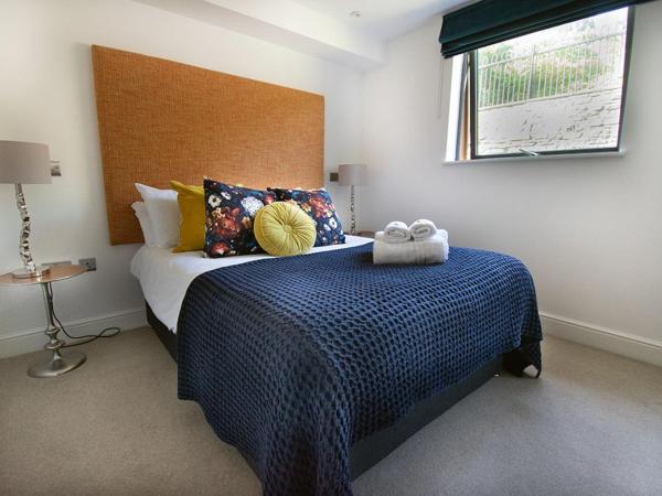 Beachcliff Rooms & Apartments : photo 9 de la chambre chambre double - vue sur jardin