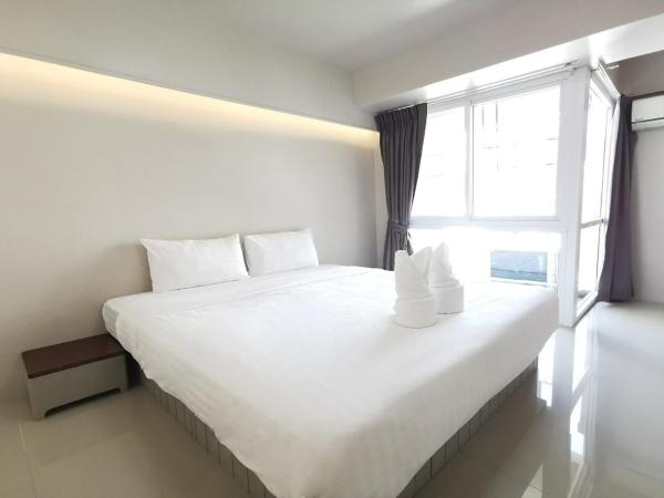 A Sleep Bangkok Sathorn : photo 8 de la chambre chambre double supérieure