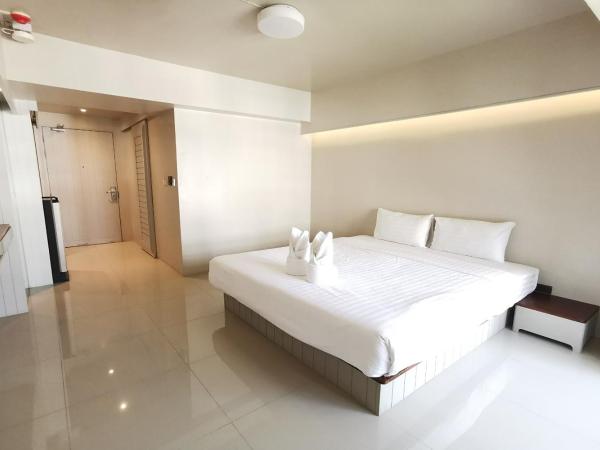 A Sleep Bangkok Sathorn : photo 2 de la chambre chambre double supérieure