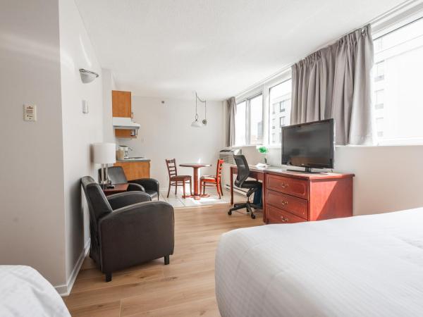Hotel les Suites Labelle : photo 4 de la chambre studio avec 2 lits doubles